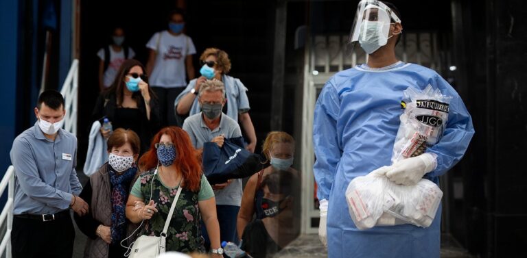Κορωνοϊός: Σε κλοιό η Ευρώπη – Η θέση της Ελλάδας μετά την αύξηση των κρουσμάτων