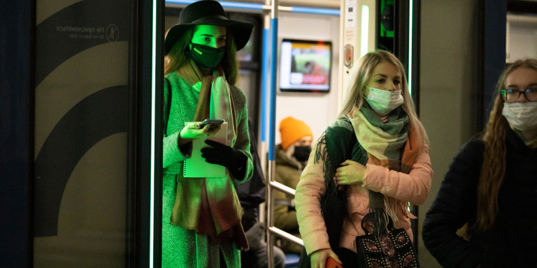 Ρωσία: Νέο αρνητικό ρεκόρ κρουσμάτων κορωνοϊού -Πάνω από 17.300 μολύνσεις σε 24 ώρες