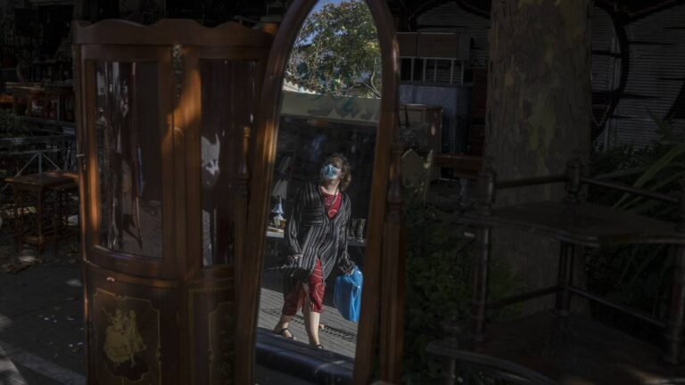 Κορωνοϊός: Λίγο πριν τη… ΜΕΘ το σύστημα υγείας – Πού «βλέπουν» τα επόμενα lockdown