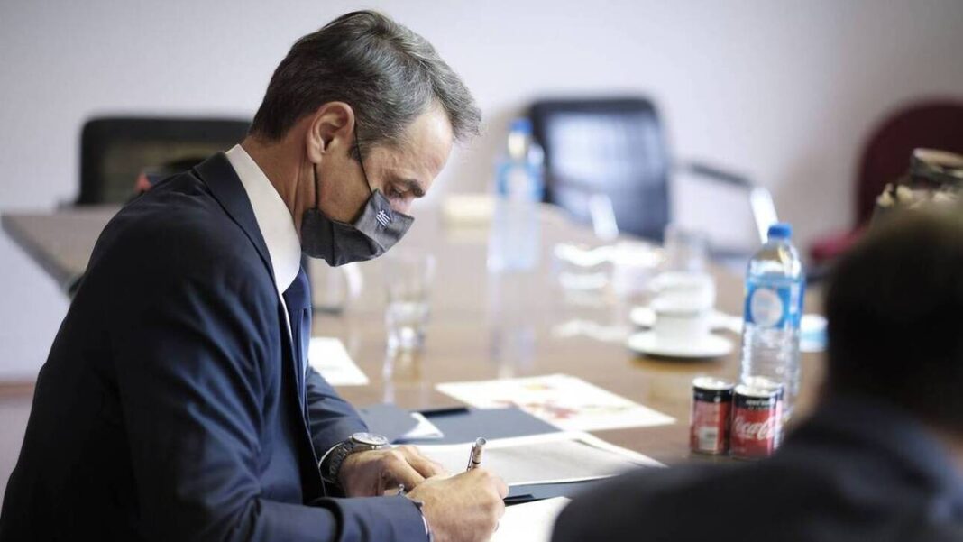 Το Ευρωπαϊκό Συμβούλιο αποδοκιμάζει την Τουρκία – Ο Μητσοτάκης ζητάει εμπάργκο όπλων