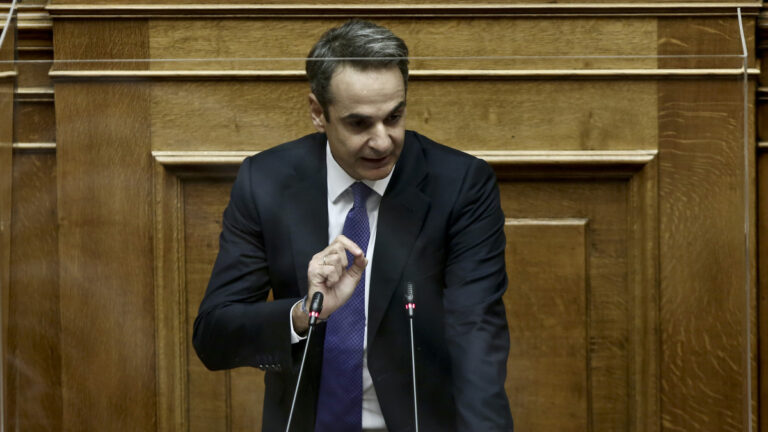 Μητσοτάκης σε Τσίπρα: Μετατρέπεται σε μπούμερανγκ η πρόταση δυσπιστίας