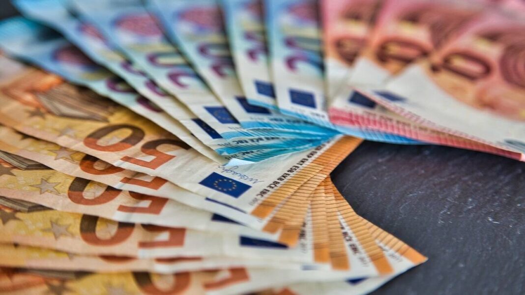 Επιστρεπτέα Προκαταβολή IV: Πίστωση ποσού 362 εκατ. ευρώ σε επιπλέον 25.323 δικαιούχους