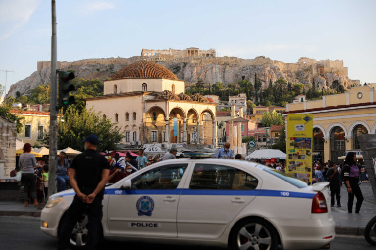 Κορωνοϊός: Νέο ηχητικό μήνυμα της ΕΛ.ΑΣ. για τη μάσκα στους εξωτερικούς χώρους (βίντεο)