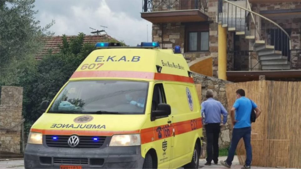 Δεμένοι στα κρεβάτια οι ηλικιωμένοι στον παράνομο ξενώνα φιλοξενίας