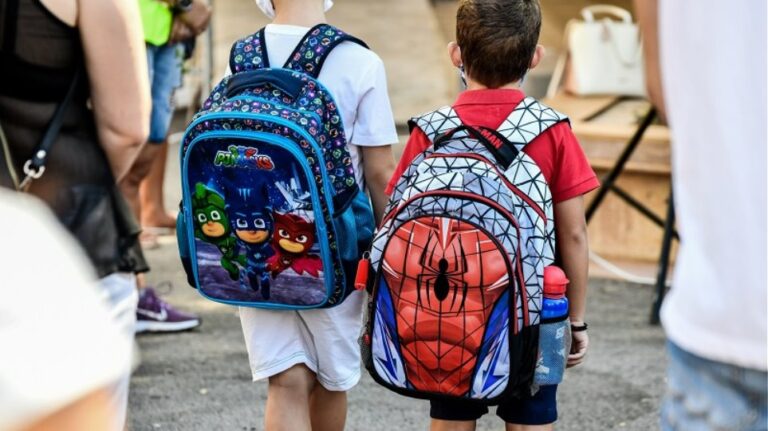 Κορωνοϊός – Σχολεία: Δεν αποτελούν εστία υπερμετάδοσης του ιού, σύμφωνα με νέα έρευνα
