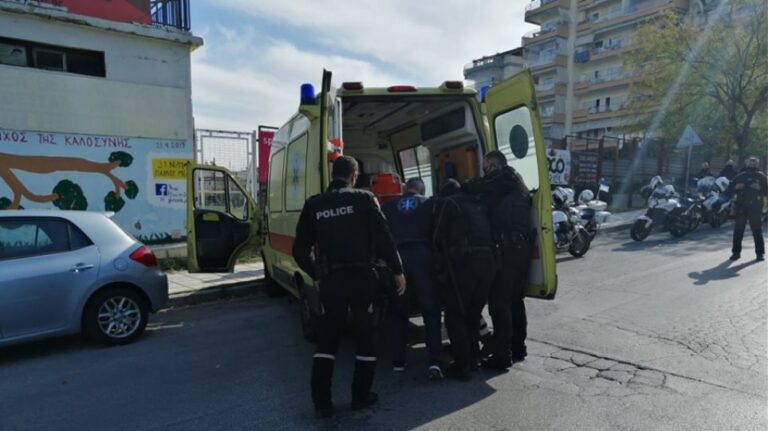 Επεισόδια σε πορεία εθνικιστών – Τραυματίστηκε αστυνομικός