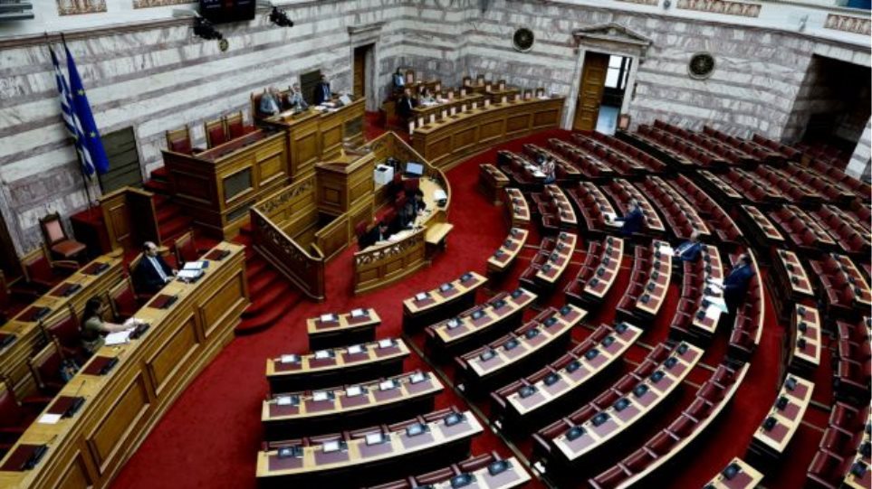 Οι πολιτικές σας έχουν αλυσοδέσει την  Ελλάδα