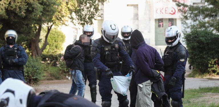 Πολυτεχνείο: Ελεύθεροι οι 91 συλληφθέντες – Σχηματίστηκε δικογραφία σε βάρος τους