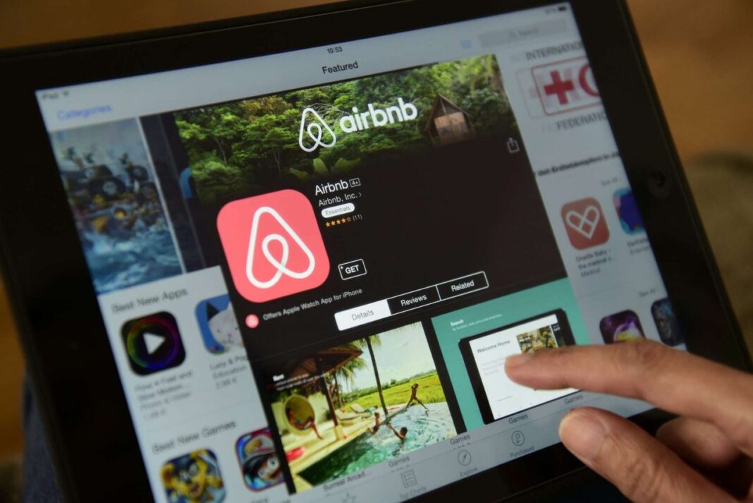 Ένα στα 2 «Airbnb» στην Ελλάδα είναι σε Αττική, Κρήτη και Κυκλάδες