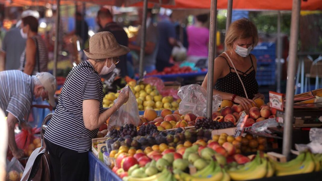 Κορωνοϊός: Διαφωνούν οι παραγωγοί με το νέο νομοσχέδιο για τις λαϊκές αγορές