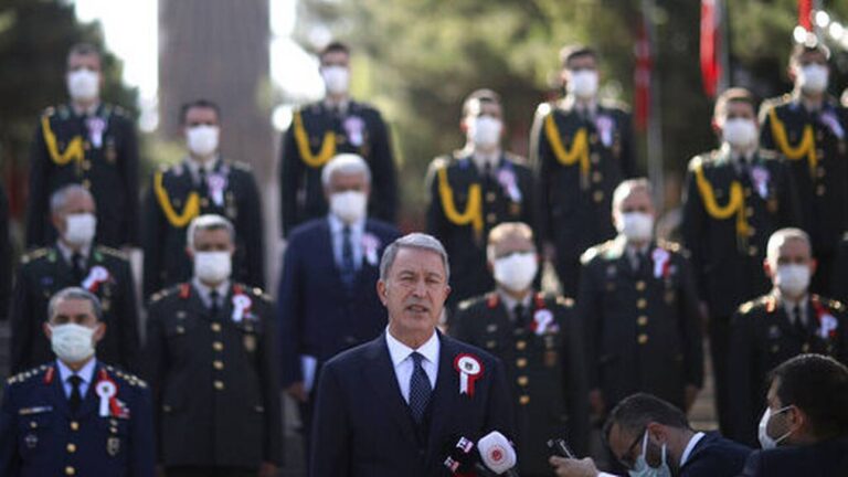 Η Άγκυρα «είδε» παραβιάσεις και παρενοχλήσεις από ελληνικά αεροσκάφη και πλοία τον Οκτώβριο