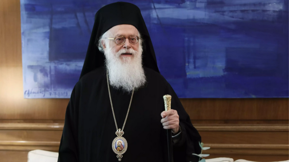 «Μη φοβού, μόνον πίστευε»: Το μήνυμα του αρχιεπισκόπου Αλβανίας μέσα από τη ΜΕΘ
