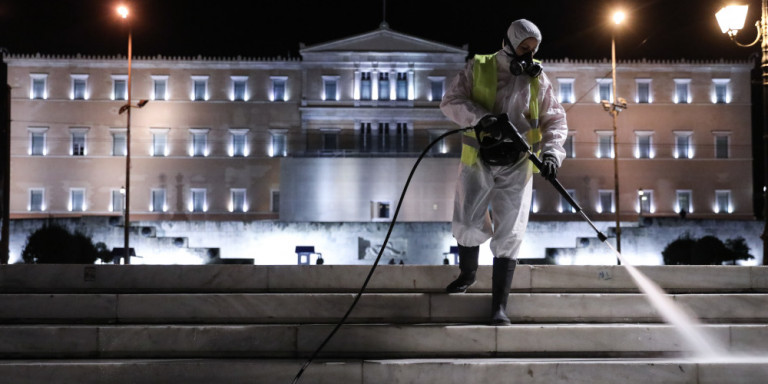 Ποινική δίωξη σε 14 άτομα – Διαμαρτυρήθηκαν για τα απαγορευτικά μέτρα