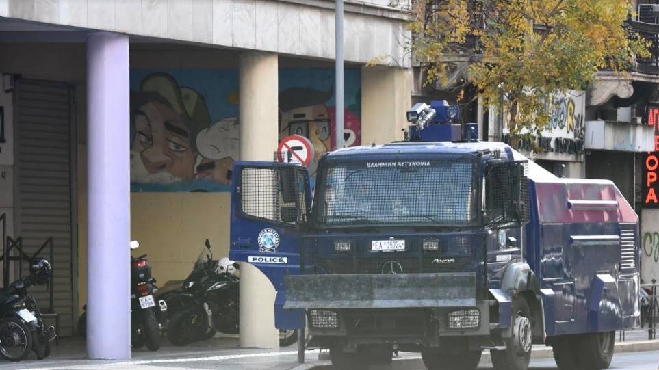 17 Νοέμβρη: Επί ποδός 5.000 αστυνομικοί για να εμποδιστούν οι συγκεντρώσεις