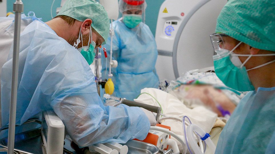 Ποιες περιοχές έκαναν το «κόκκινο» ρεκόρ σε κρούσματα και θανάτους
