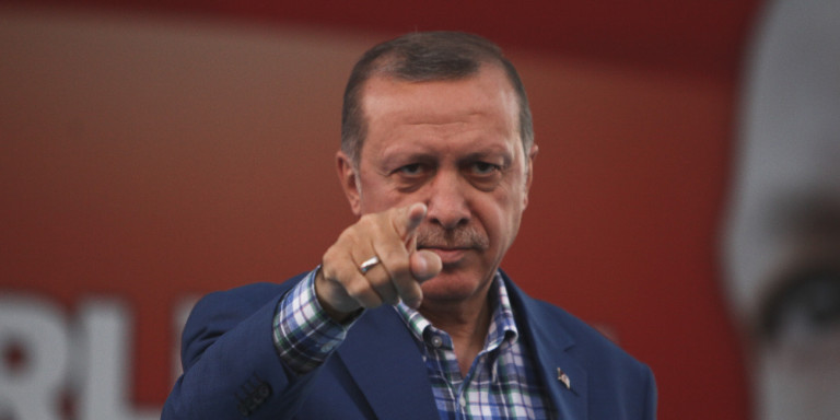 Ερντογάν: O Ντεμιρτάς έχει αίμα στα χέρια του και υπερασπίζεται την τρομοκρατία