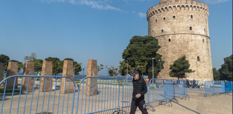 Κορωνοϊός: Καθολικό lockdown στη Θεσσαλονίκη με επιστροφή των SMS