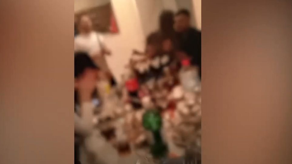Ηράκλειο: Αγνόησαν το lockdown και έστησαν γλέντι με δέκα άτομα (βίντεο)