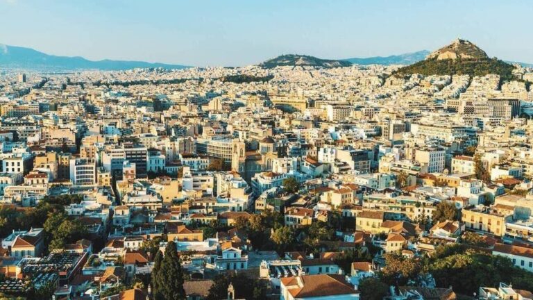 Λείπουν 100.000 κατοικίες από την αγορά