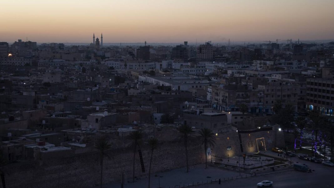 Λιβύη: Δεν έχουν αποσύρει τις δυνάμεις τους Χάφταρ – Σάρατζ παρά τη συμφωνία