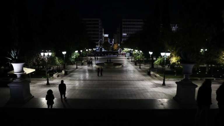 Κορωνοϊός – Σύψας: Να μην αρθεί το lockdown πριν τις 21 Δεκεμβρίου