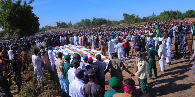 Νιγηρία: 110 νεκροί σε ένοπλη επίθεση εναντίον αγροτών -Την Μπόκο Χαράμ «δείχνουν» οι Αρχές