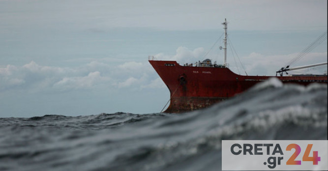 Σκαρφάλωσε σε ελληνικό δεξαμενόπλοιο για να γλιτώσει από το θάνατο – Φτάνει αύριο στην Κρήτη