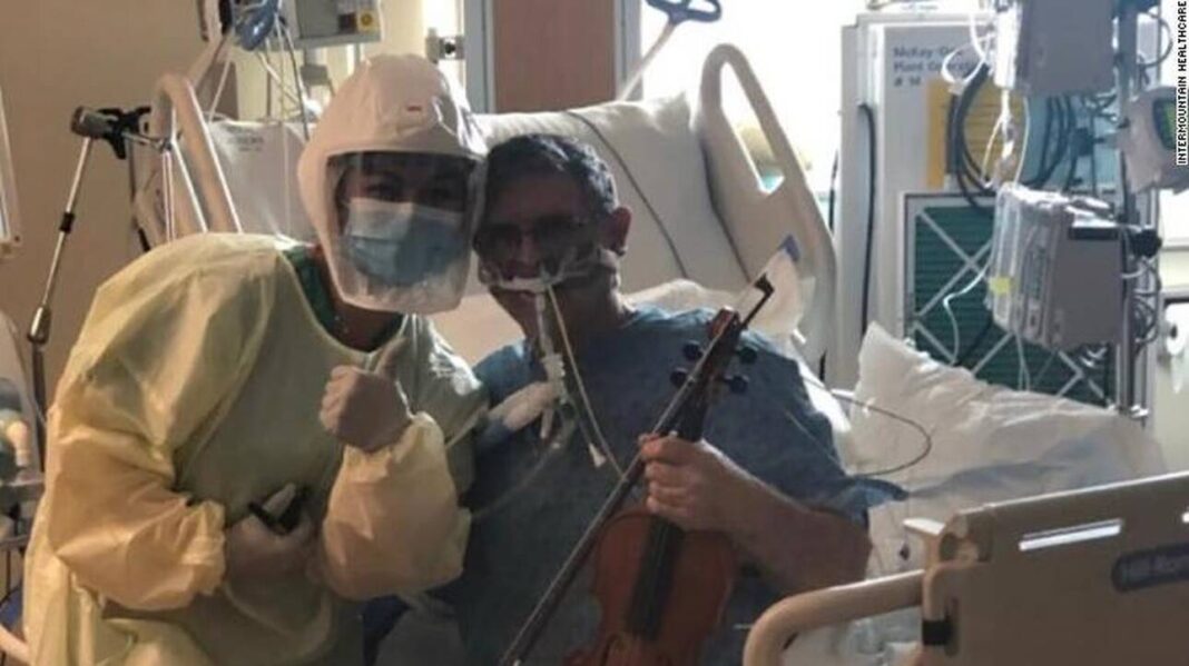 Ένα διαφορετικό «ευχαριστώ»: Ασθενής παίζει βιολί μέσα στη ΜΕΘ