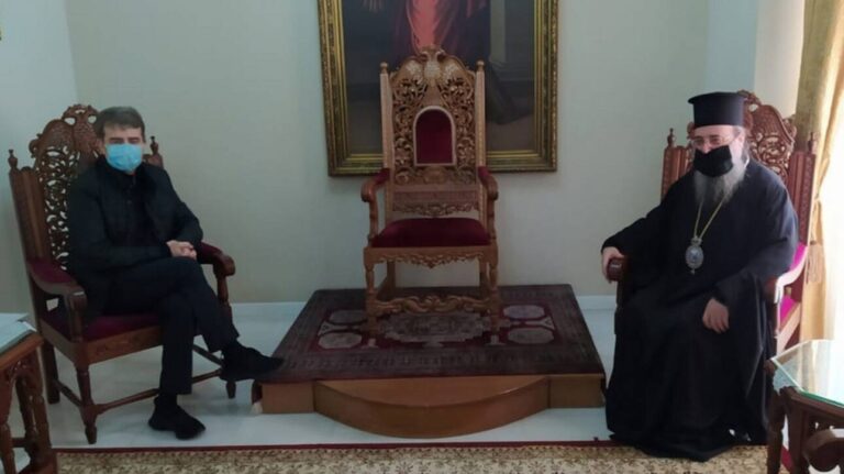 Χρυσοχοΐδης προς Mητροπολίτη Πατρών: Συμβάλλατε σημαντικά στο να περιορίσουμε τον κορωνοϊό