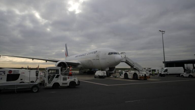 Κορωνοϊός: Σταματά να δέχεται επισκέπτες από τη Λατινική Αμερική η Βρετανία