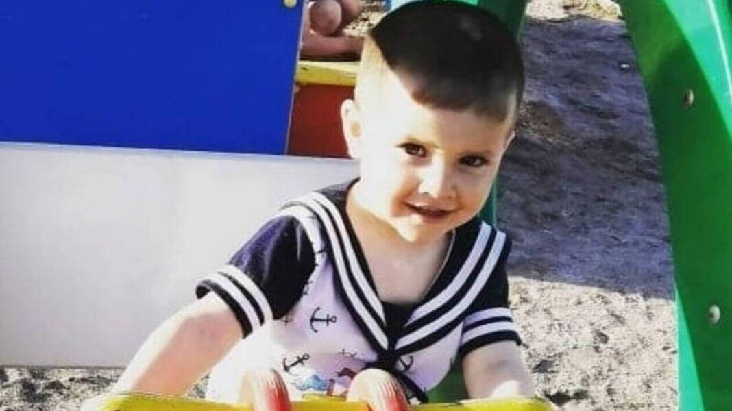 Τραγωδία στη Ρωσία: Νεκρό τρίχρονο αγοράκι – Το ξυλοκόπησε ο θετός του πατέρας