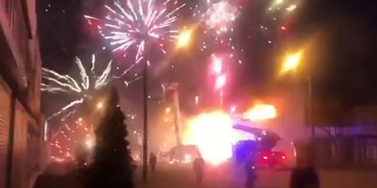 Ρωσία: Εικόνες σοκ από έκρηξη σε εργοστάσιο πυροτεχνημάτων στο Ροστόφ – Κάτοικοι έτρεχαν πανικόβλητοι να σωθούν