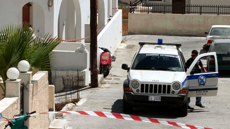 Ομολόγησε ο δολοφόνος του ξενοδόχου – Τον γρονθοκόπησε μέχρι θανάτου, τον έλουσε με βότκα και τον έκαψε