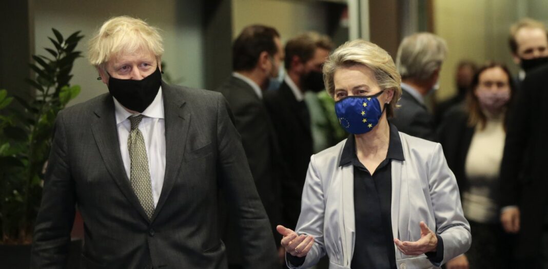 Brexit: Συνεχίζονται στο και πέντε οι διαπραγματεύσεις για την εμπορική συμφωνία