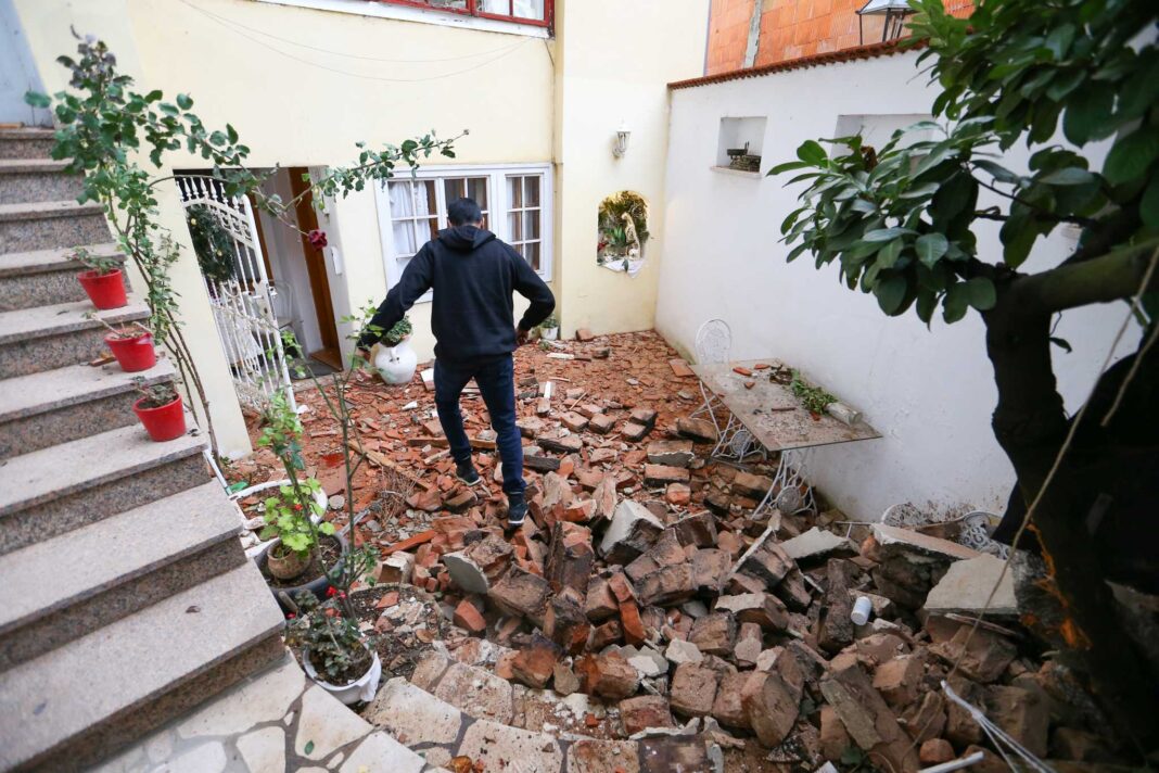 Εικόνες καταστροφής από τα 6,4 ρίχτερ που συγκλόνισαν την Κροατία