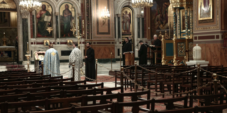 Επικοινωνία Μητσοτάκη και Ιερώνυμου για τις εκκλησίες – Ποια ενδεχόμενα εξετάζονται