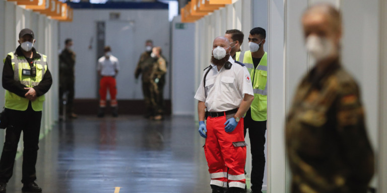 Κορωνοϊός -Γερμανία: Ξεπέρασαν τις 30.000 οι θάνατοι -Σχεδόν 1.652.000 κρούσματα στη χώρα
