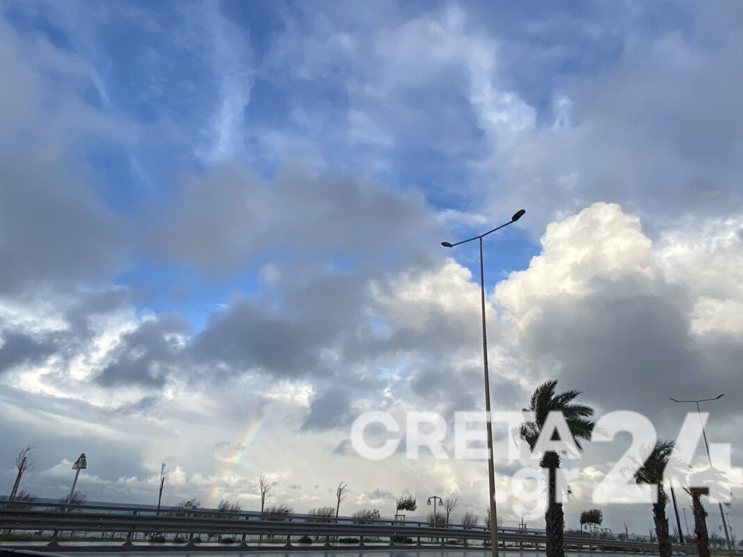 Μετά το τέλος της βροχής ένας μαγευτικός ουρανός ξεπρόβαλε για τους Ηρακλειώτες (εικόνες)
