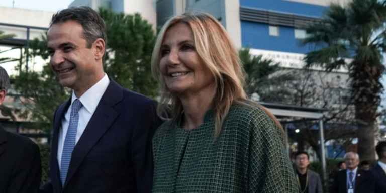 Στις 28 Δεκεμβρίου εμβολιάζονται ο Κυριάκος Μητσοτάκης και η σύζυγός του Μαρέβα