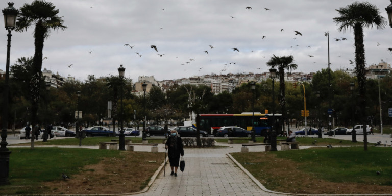 Κορωνοϊός: Στο 7,2% η θετικότητα, πόσα τεστ έγιναν