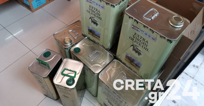 Στο Κοινωνικό Παντοπωλείο το λάδι από το λιόφυτο του δήμου Ηρακλείου
