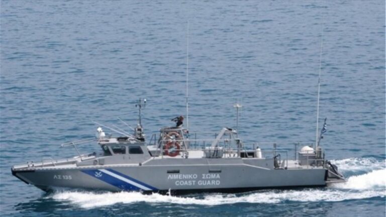 Συναγερμός για ακυβέρνητο δεξαμενόπλοιο