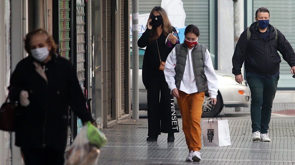 Κορωνοϊός: «Μαρτύριο της σταγόνας» η υποχώρηση της πανδημίας