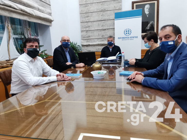 Το βιβλίο που θα «διαφυλάξει» την γλωσσική ιστορία της Κρήτης (εικόνες)