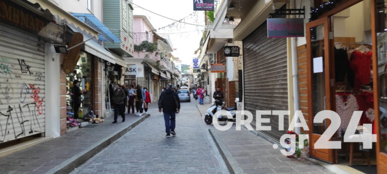 Σε πασχαλινούς ρυθμούς η αγορά του Ρεθύμνου