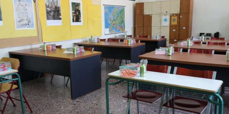 Παγώνη: Προτεραιότητα στην Γ’ Λυκείου – Τεστ ανά εβδομάδα στους καθηγητές