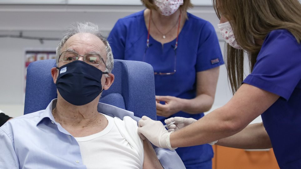 Εμβολιασμοί κατά του κορωνοϊού: Έκανε το εμβόλιο και ο πρόεδρος της Βουλής