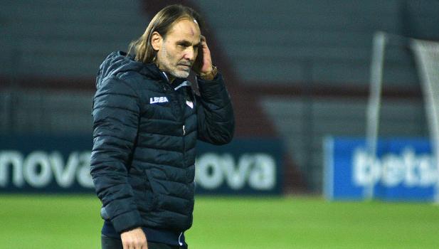 Με 4-4-2 η Λάρισα κόντρα στον ΟΦΗ