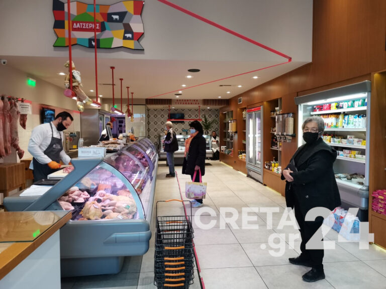 Ηράκλειο: Πόσο κοστίζει φέτος το Χριστουγεννιάτικο τραπέζι (εικόνες)