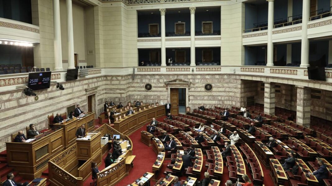 Βουλή: Υπερψηφίστηκε ο προϋπολογισμός του 2021